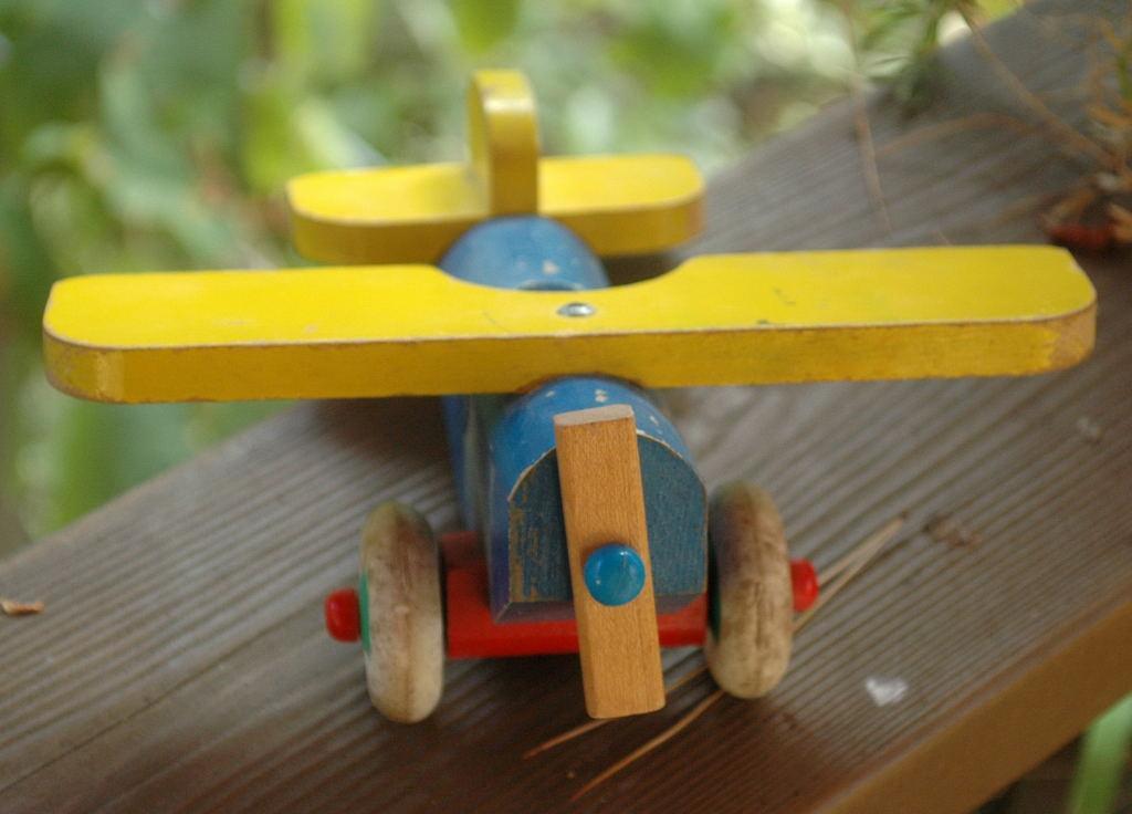 Vintage Wooden Toy Airplane, Carpet Cruiser by Carpenter Toys USA FREE SHIPPING