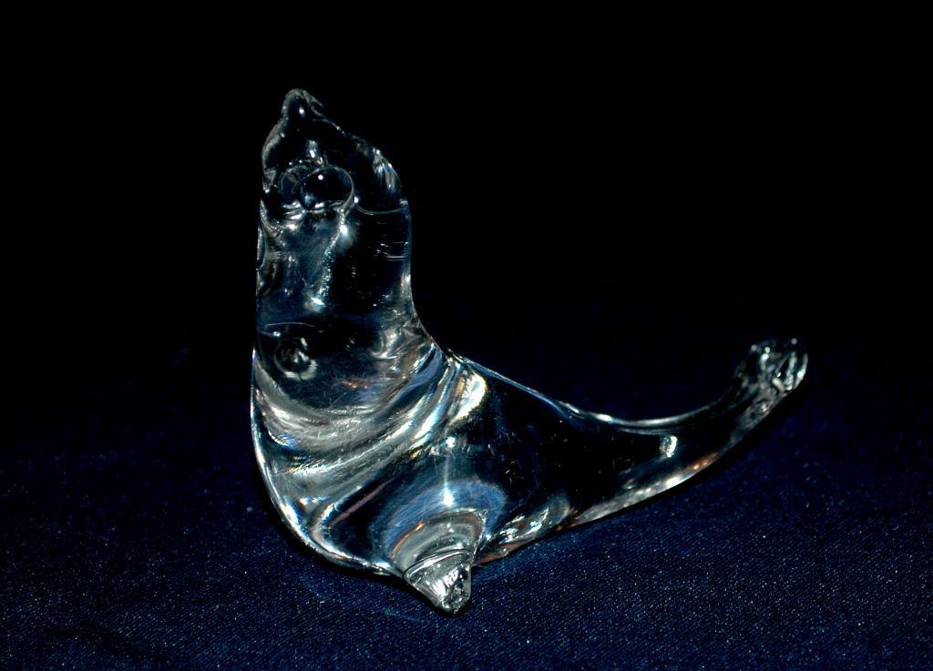 Hand Blown Crystal Glass Seal Paperweight Signed NV Free Shipping