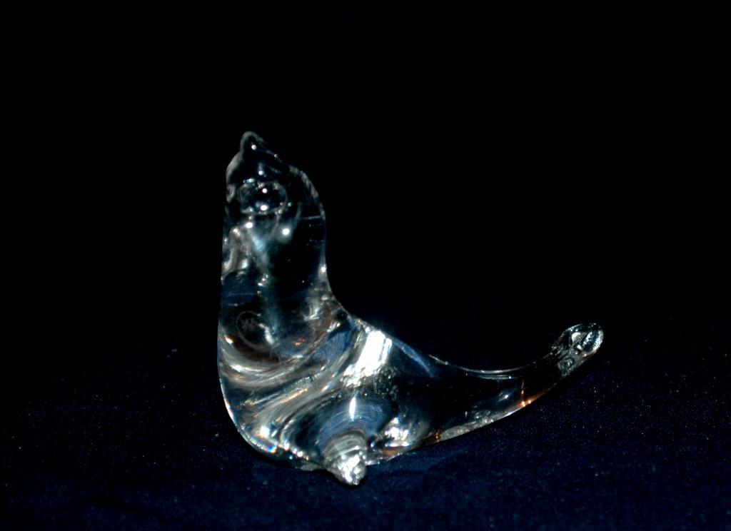 Hand Blown Crystal Glass Seal Paperweight Signed NV Free Shipping