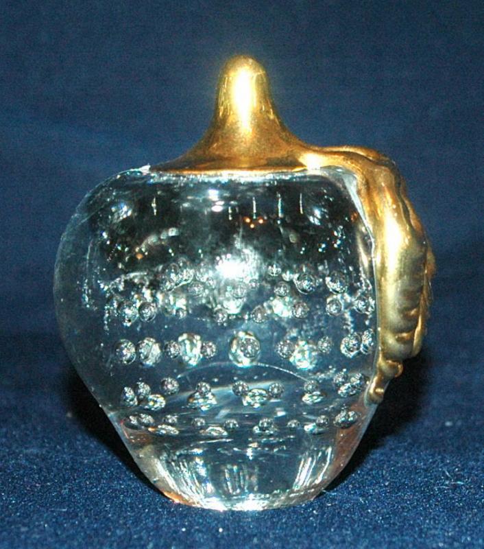 Controlled Bubble Crystal Glass Apple Paperweight