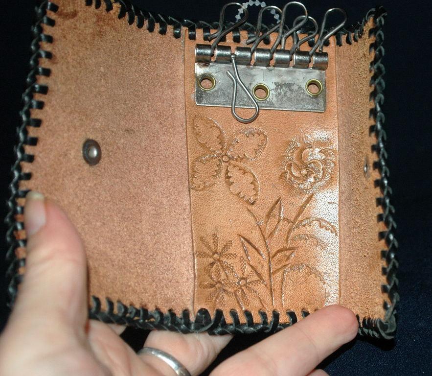 Hand Tooled Leather Bi-Fold Key Ring Holder Free Shipping