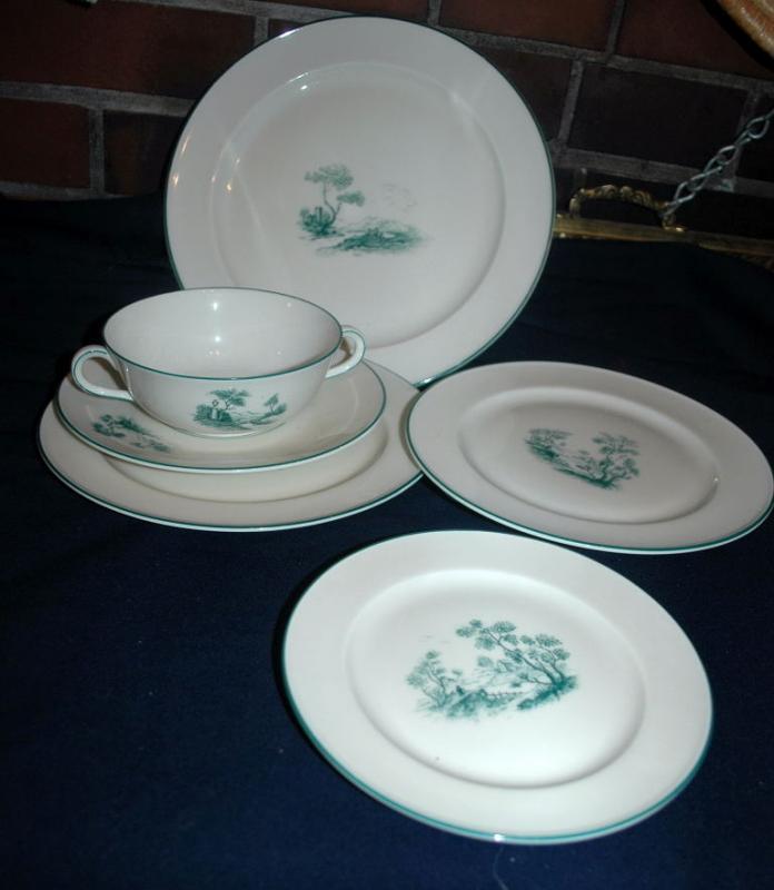 Furstenberg Brunswick Germany Porcelain 6 pc Cream Soup Bowl and Plates