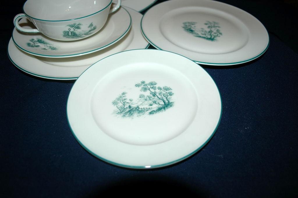 Furstenberg Brunswick Germany Porcelain 6 pc Cream Soup Bowl and Plates