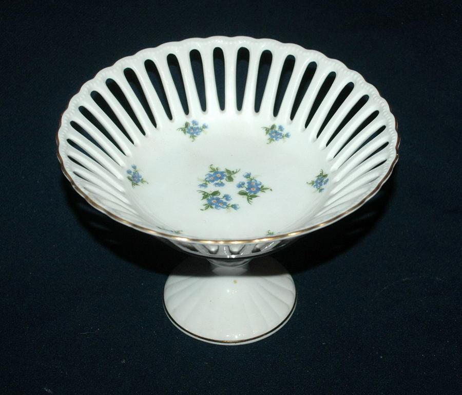 Porcelain Forget-me-not flowers Reticulated Compote German Democratic Republic ( Bon Bon )