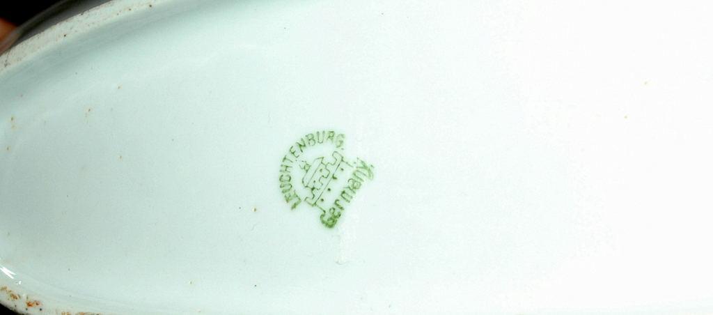 LEUCHTENBURG GERMANY PORCELAIN CELERY BOWL ROSE DESIGN
