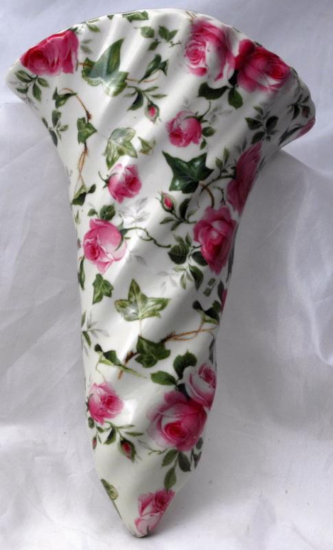 Rose Chinz Wall Pocket