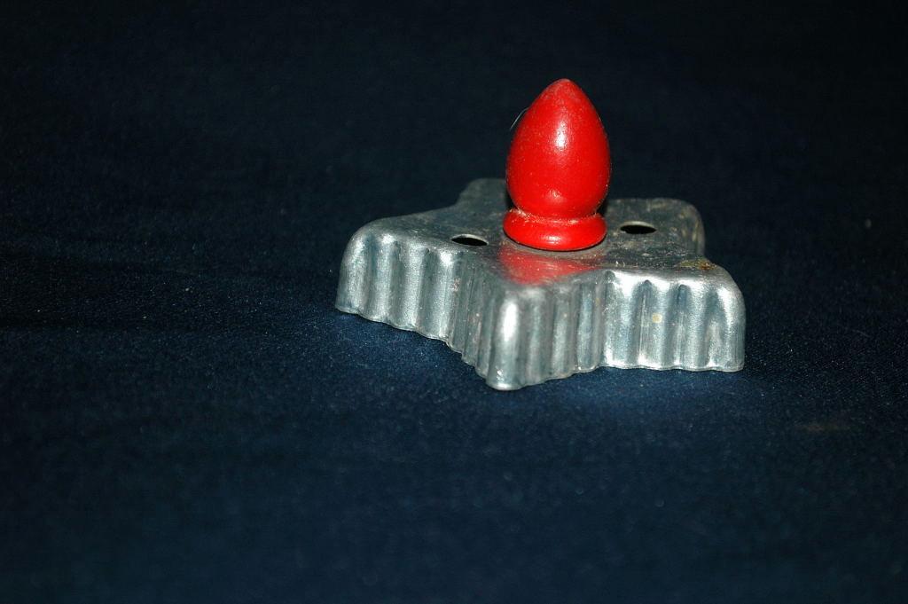 Star Aluminum Cookie Cutter Red Painted Handle FREE SHIPPING
