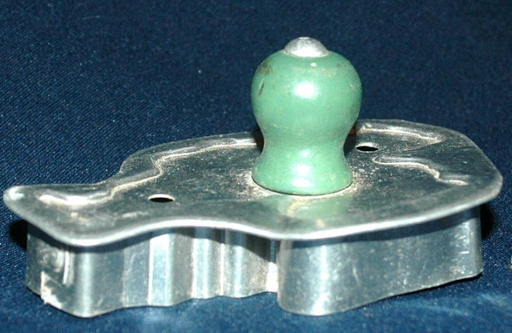 Santa Claus Aluminum Cookie Cutter Green Painted Handle FREE SHIPPING