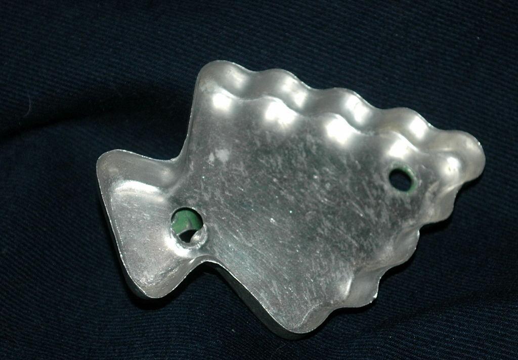 Christman Tree Aluminum Cookie Cutter Green Painted Handle FREE SHIPPING