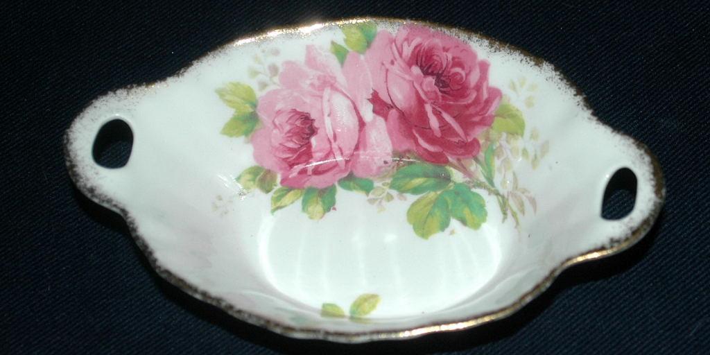 Small Oval Nut Dish Royal Albert American Beauty Free Shipping