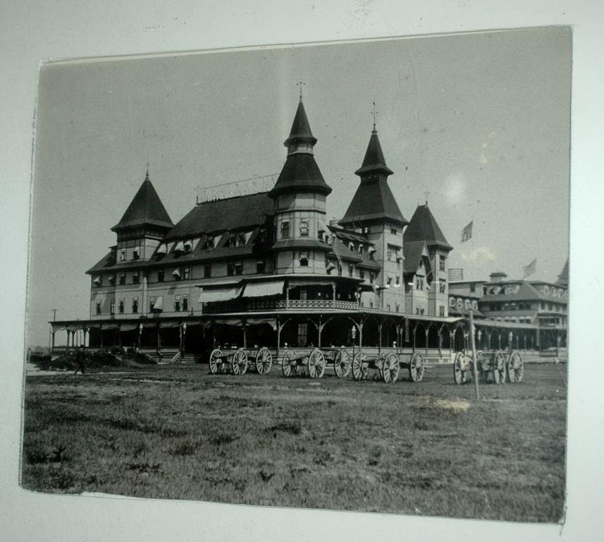 Antique Black White Photograph of Old Hotel 1899