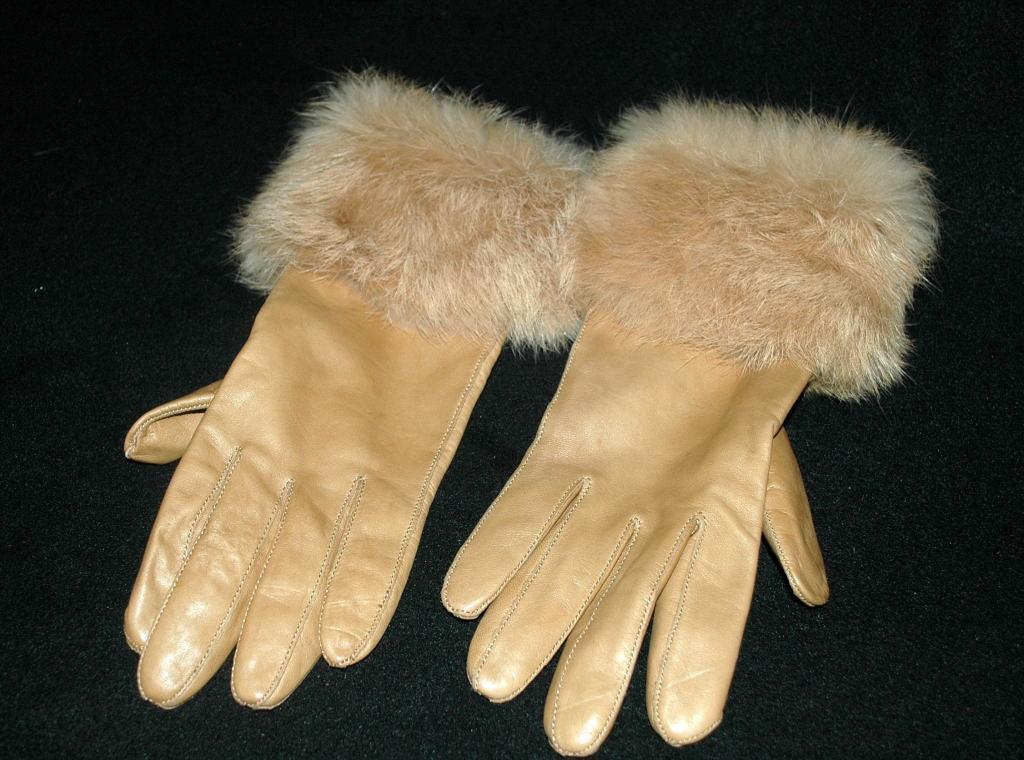 Ladies Leather Rabbit Fur Trimmed Gloves small Free Shipping