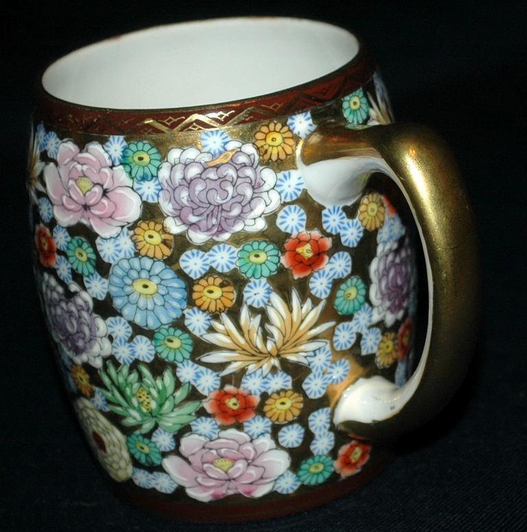 Kutani Ware Porcelain Japanese Gold & Flower millefleur Coffee Mug Cup