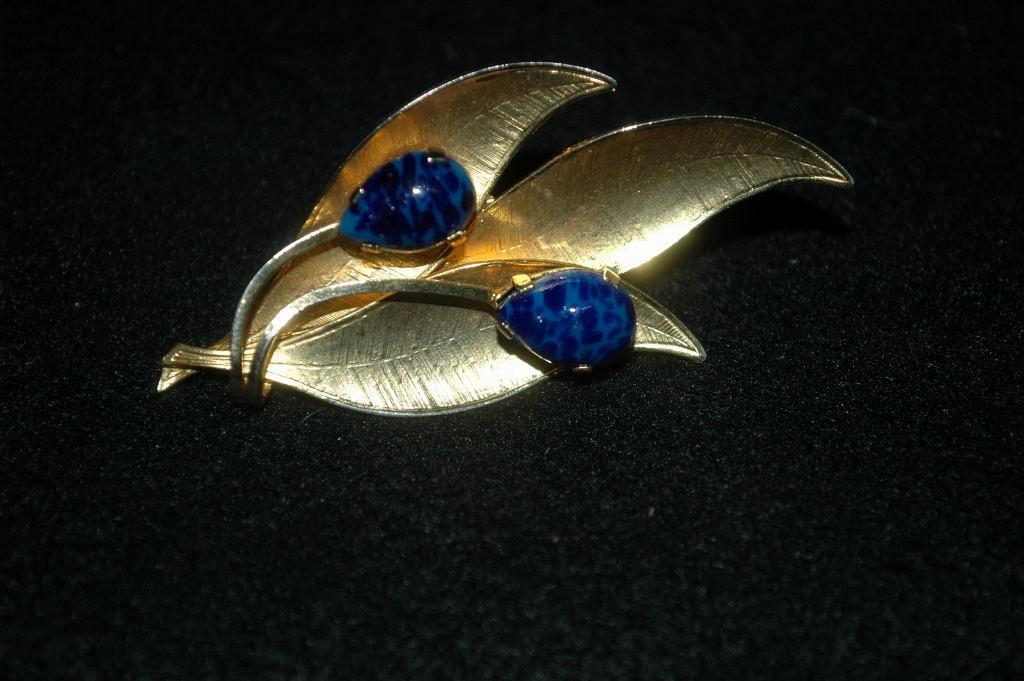 Gold Leaf Lapis Brooch marked Austria