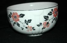 Hall's Superior Quality Kitchenware RED POPPY NESTING BOWL
