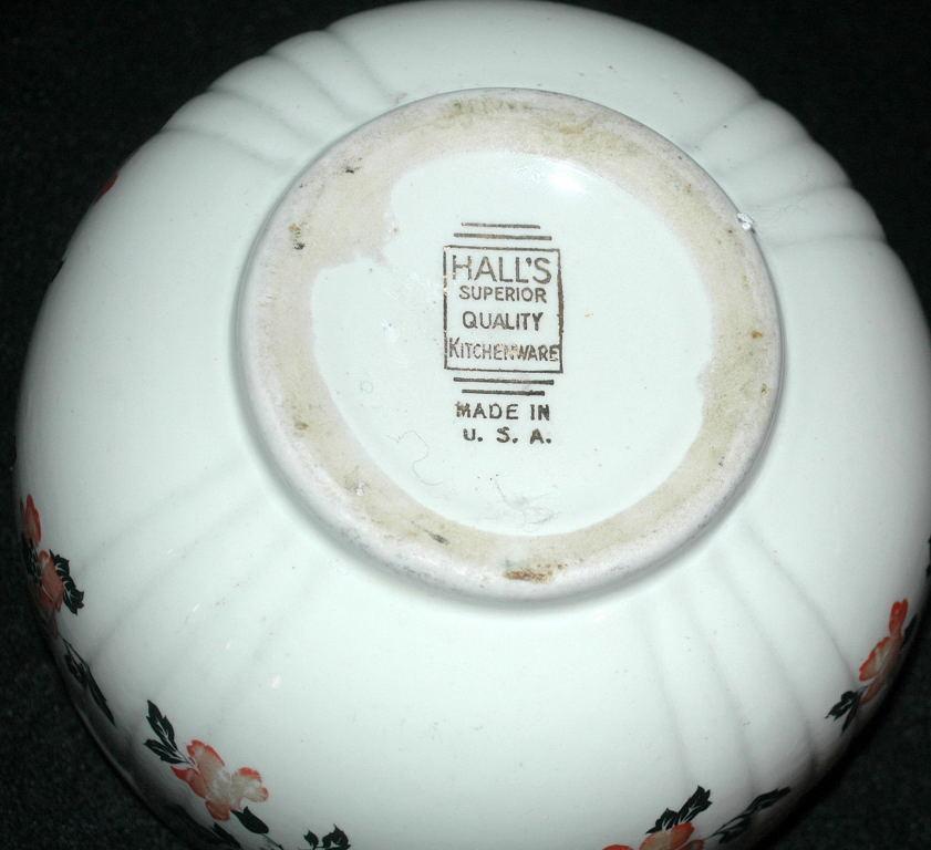 Hall's Superior Quality Kitchenware RED POPPY NESTING BOWL
