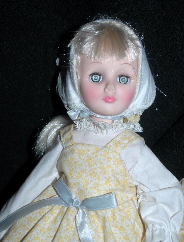 Effanbee doll 1975 #1176 in Bonnet and Yellow Dress