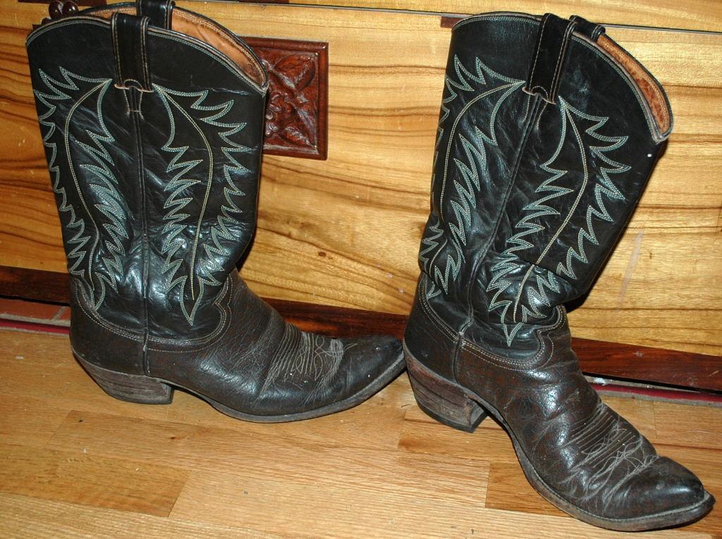 Justin Brown Dark Brown stitched Cowboy Boots 10D mens