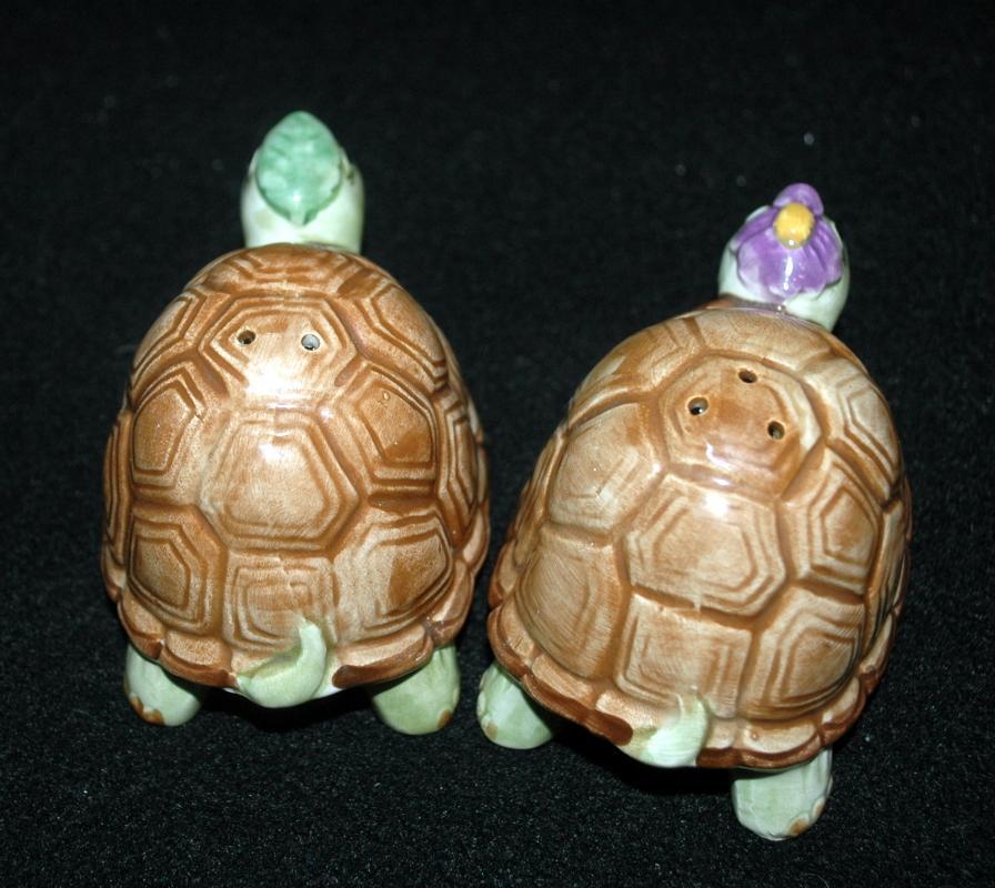 Mary Ann Baker Otagiri Turtle Girl & Boy Salt & Pepper Shakers Made in Japan