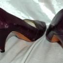 Evan Picone Plum Leather Pump, Heals Ladies Shoe Size 6.5