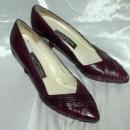 Evan Picone Plum Leather Pump, Heals Ladies Shoe Size 6.5