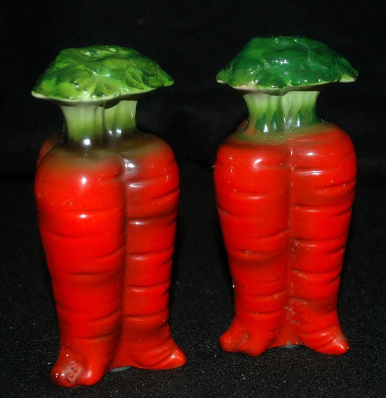 Tall Carrots Ceramic Salt Pepper Shakers, marked Japan