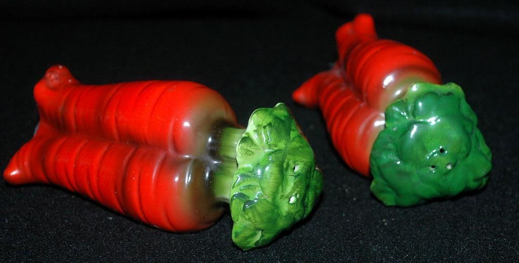 Tall Carrots Ceramic Salt Pepper Shakers, marked Japan