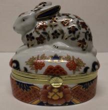 Porcelain BUNNY RABBIT Trinket Box made by ANDREA by SADEK made in Japan