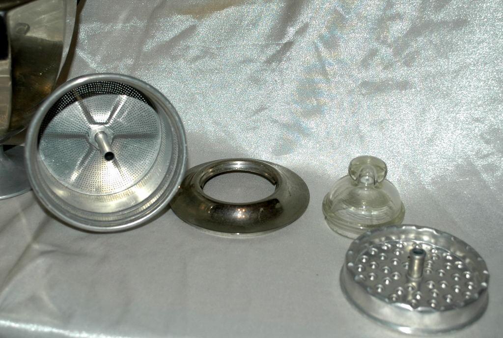 Antique Coffee STove Top Pedestal Percolator Landers, Frary & Clark Percolator Universal #789