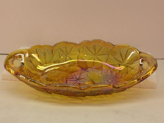 Carvnival Glass 1960's by the Indiana Glass Company Lily Pons Oval Dish