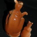 kangaroo salt pepper shaker with baby Joey