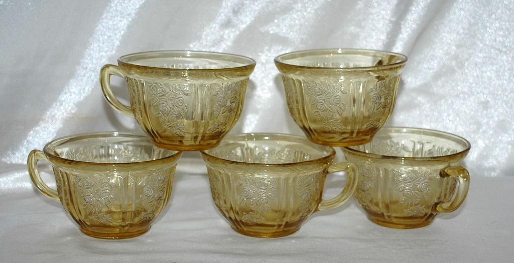 5 AMBER DEPRESSION GLASS CUPS SHARON/CABBAGE ROSE/ Federal Glass Co.