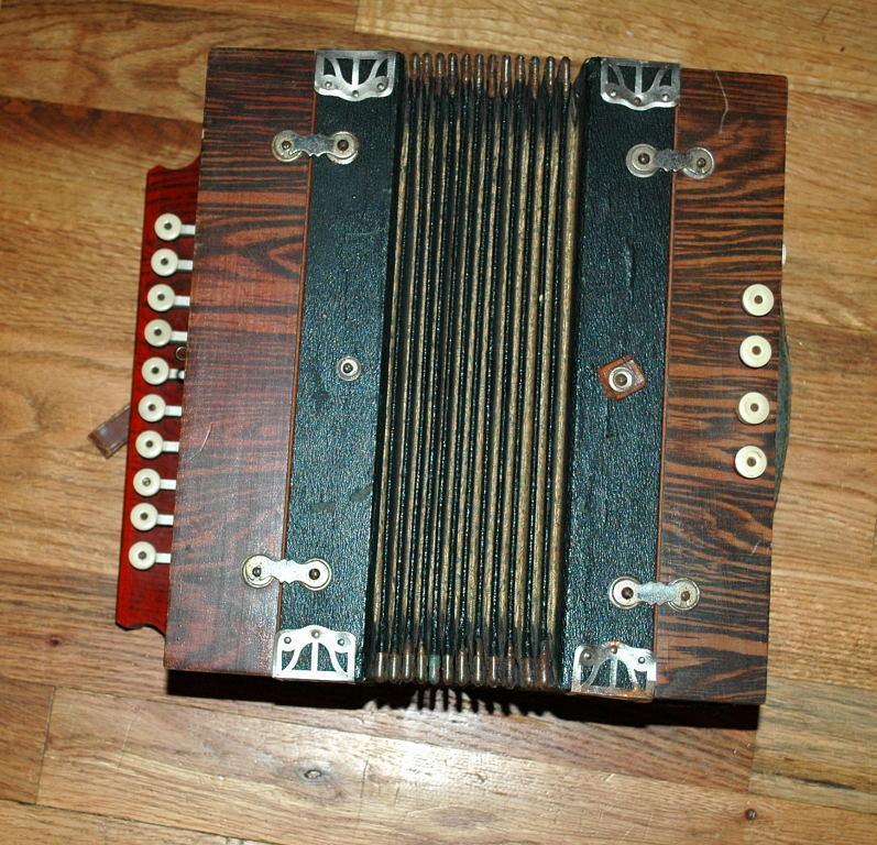 Antique Concertina, Accordian