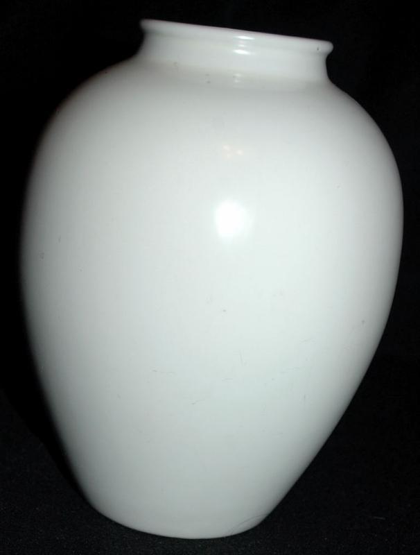 Catalina Pottery Ivory Oil Jar, Vase