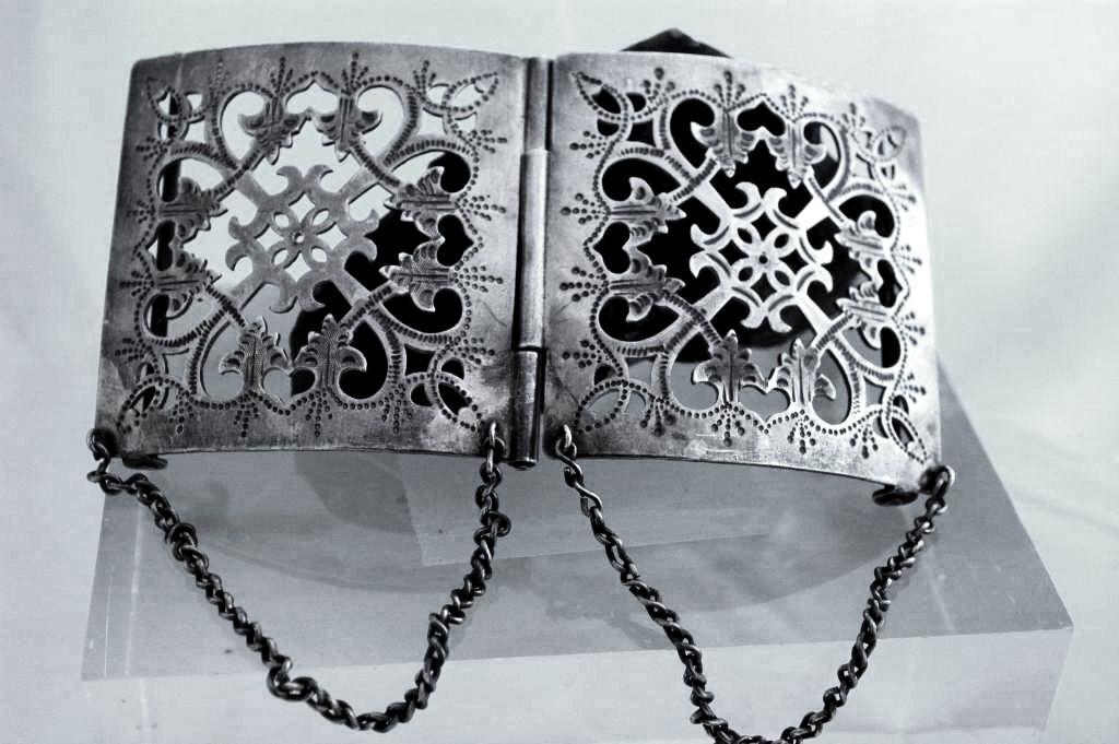 Large Silver Open Work Belt Buckle, Antique with Chain