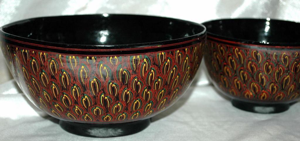 Asian Lacquer-Ware Bowl 2 nesting set, Black, Cinnabar Hand Painted Feathering