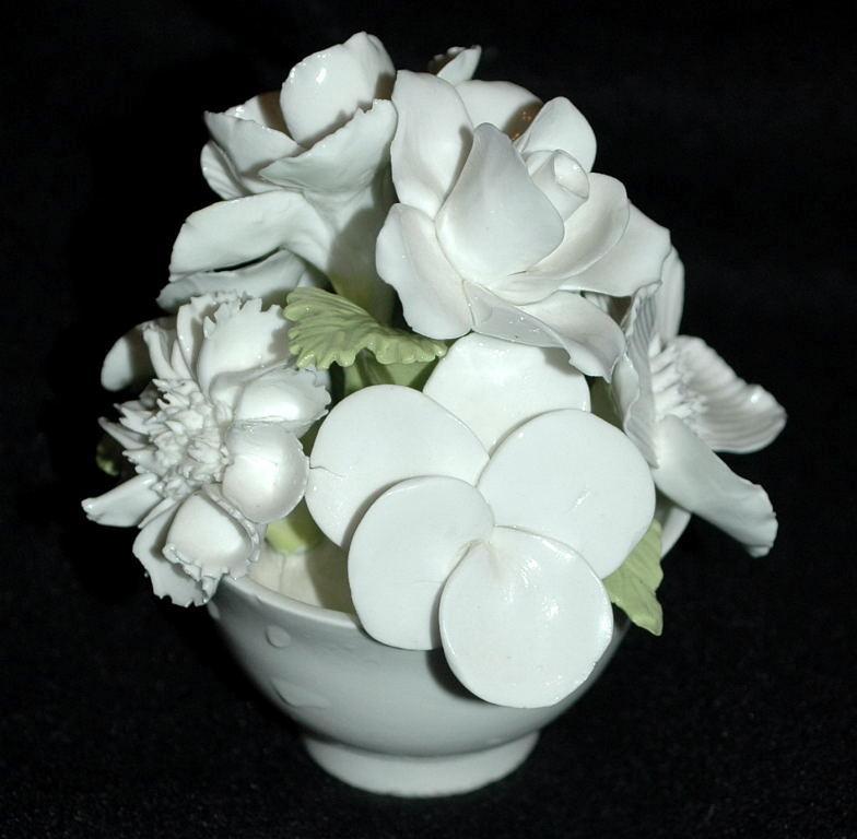 Crown Staffordshire England Fine Bone China White Flower Bouquet in White Pot