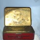 JOHAN VAN OLDENBARNEVELT - OLD TOBACCO TIN