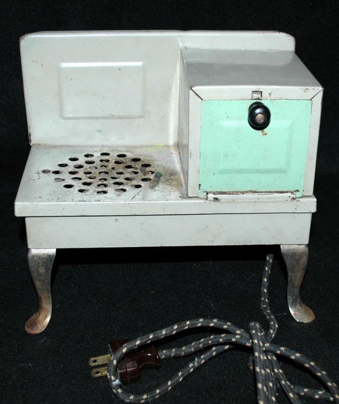 Salesman Sample Electric Stove or Toy Stove 1920's