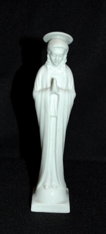 Occupied Japan Praying Madonna Porcelain Statue - white