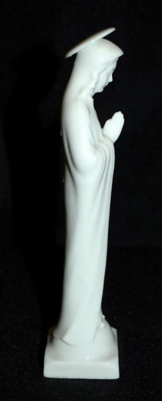 Occupied Japan Praying Madonna Porcelain Statue - white