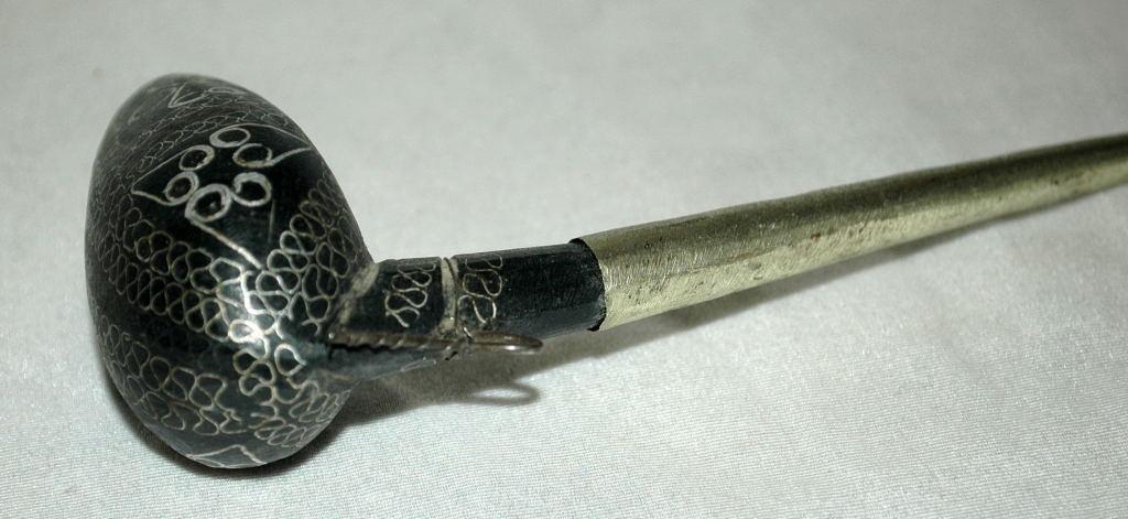 Hand Made Ebony Wood Pipe with silver / Ethnic
