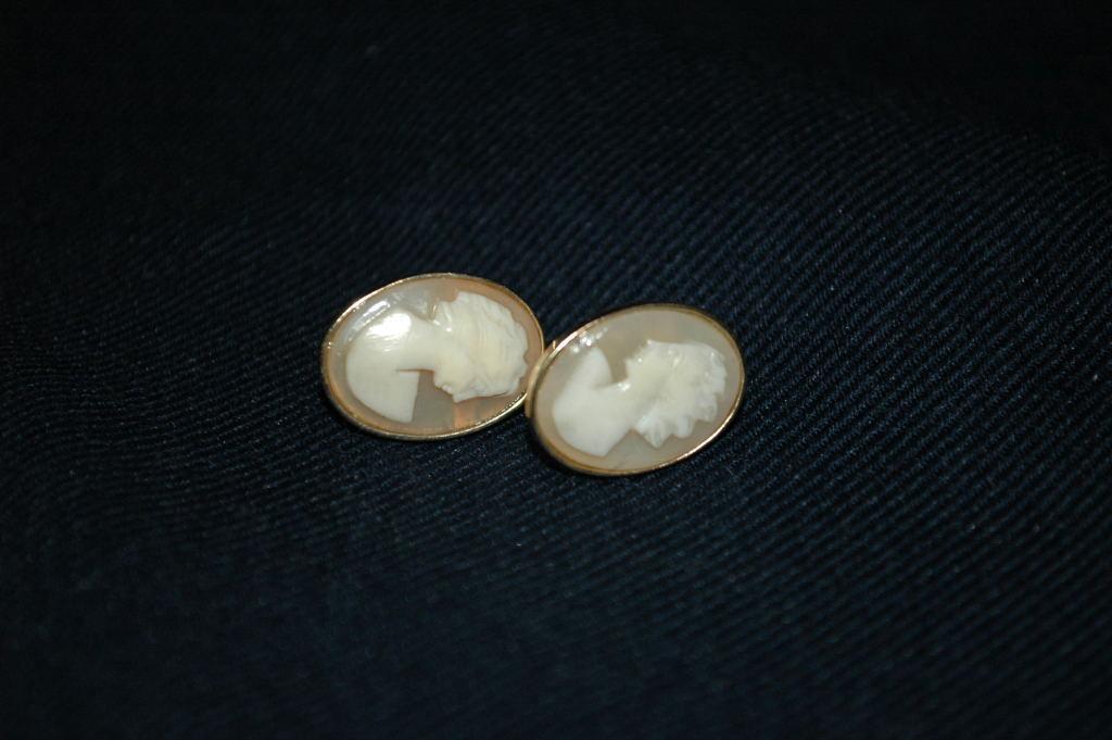 Large 14K Gold Carved Shell Cameo Earrings