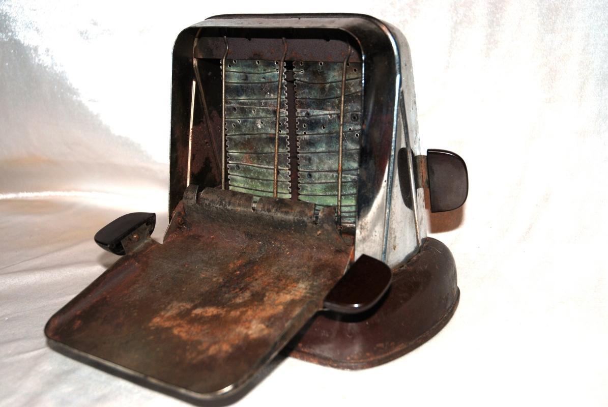 T1 LADY DOVER ANTIQUE VINTAGE Flip Flop Toaster