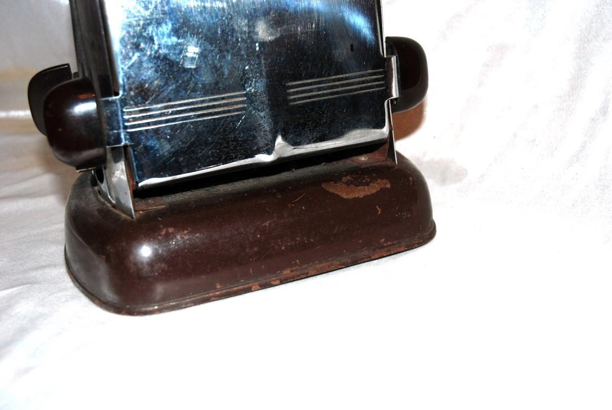 T1 LADY DOVER ANTIQUE VINTAGE Flip Flop Toaster