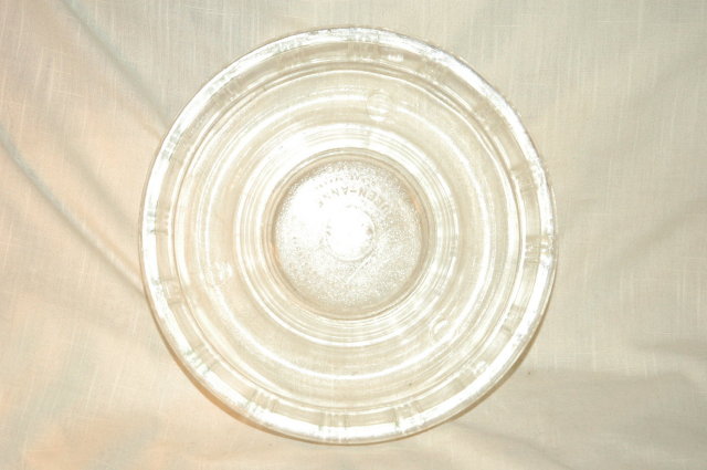 Queen -Anne Glassbake ring mold baking dish
