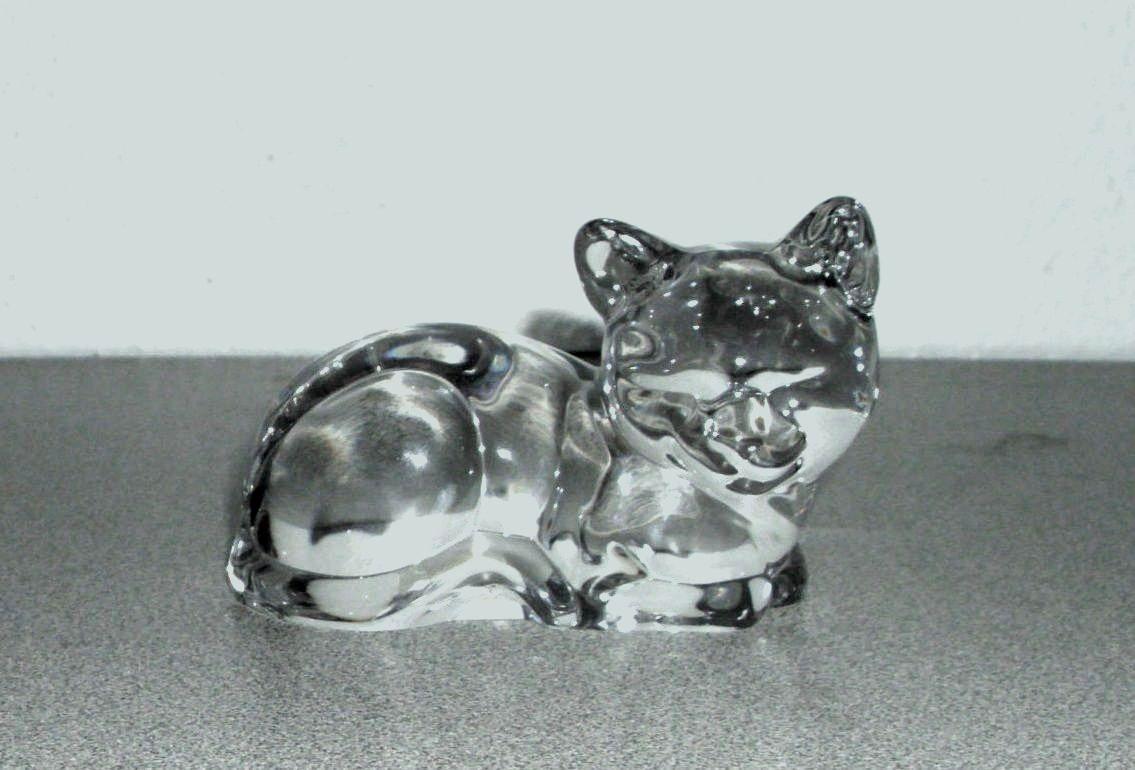 Vintage Princess house Pet cat Kitten Lead Crystal Figurine Paper Weight Germany.