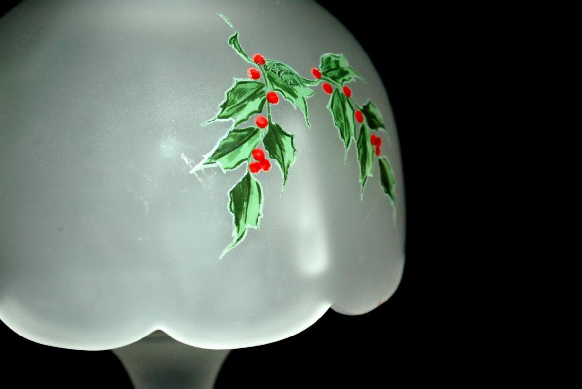 Westmoreland Satin Glass Fairy Lamp with Holy Leaves and Berries