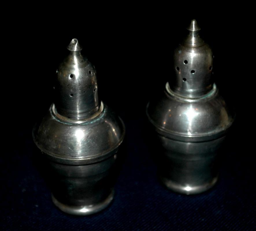 Sterling Silver, Crest Silver Manufacturing Co. Salt Pepper Shakers