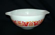 Vintage Pyrex Cinderella Friendship Bird pattern 2 1/2quart #443 mixing bowl